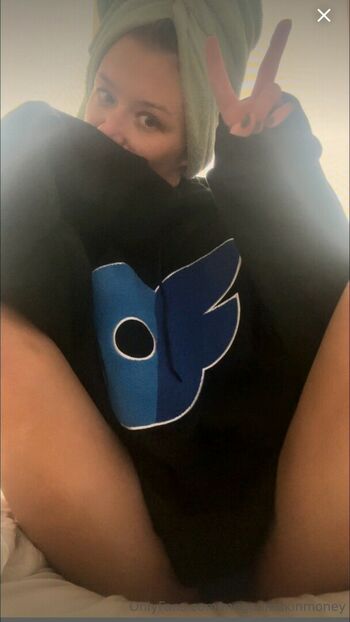 WomenBarstool