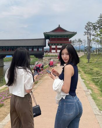 WomenK-pop