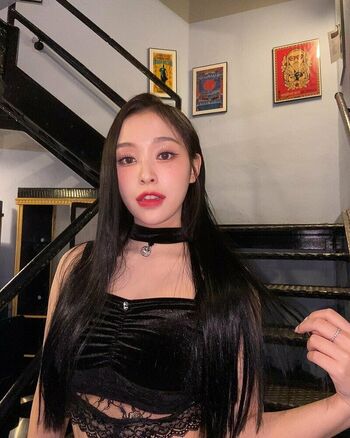 WomenK-pop