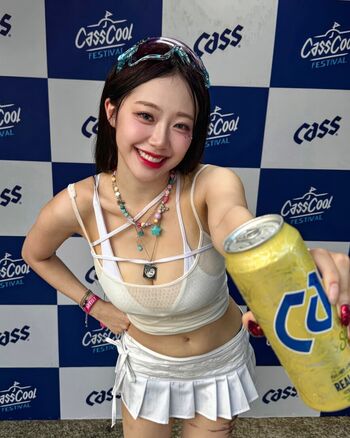 WomenK-pop