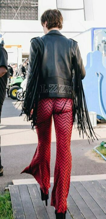 WomenMetal