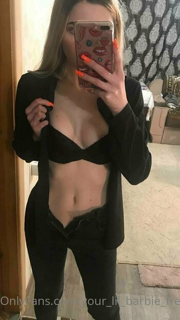 your_lil_barbie_free