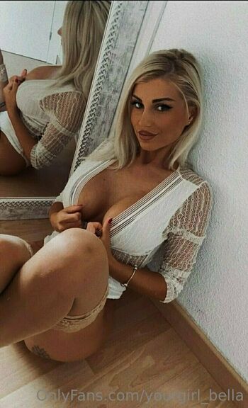 yourgirl_bella