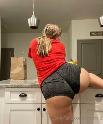 yourgirlfriendrose