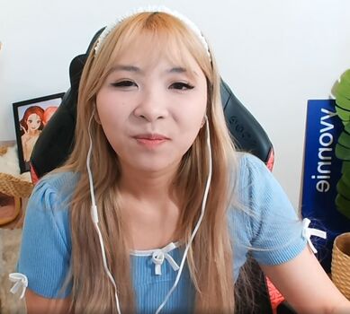 Yvonnie
