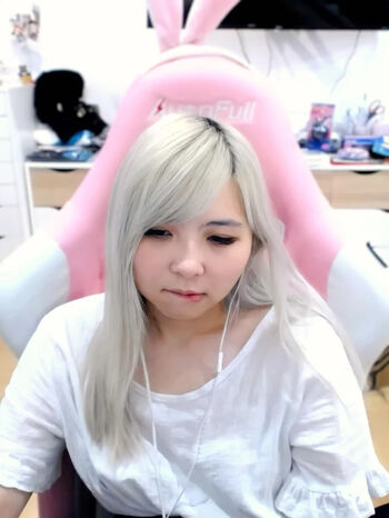 Yvonnie