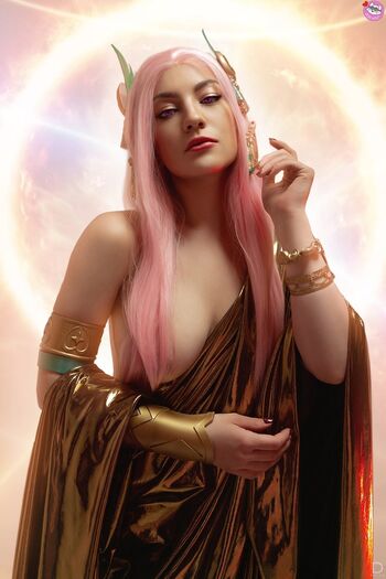 Zoe Volf Cosplay