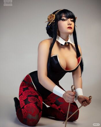 Zoe Volf Cosplay
