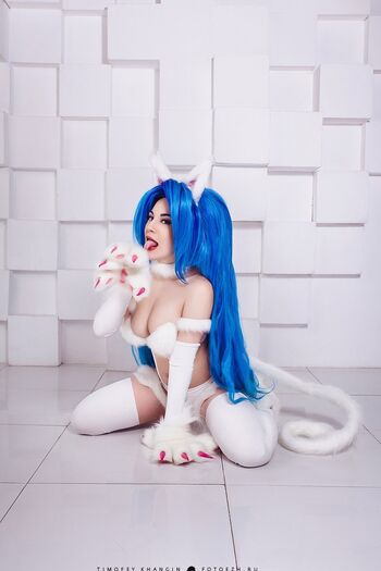 Zoe Volf Cosplay