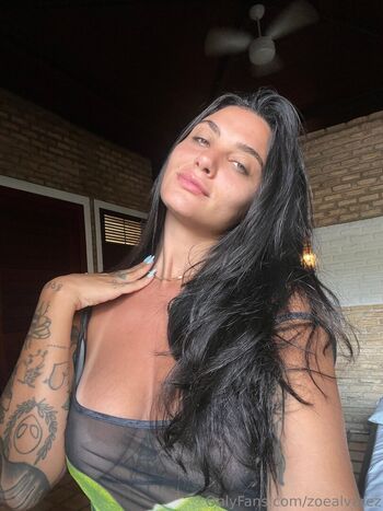 zoealvarez